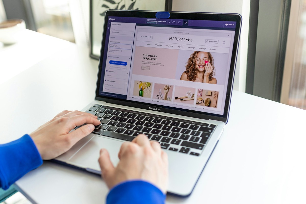 Revamping Retail Online